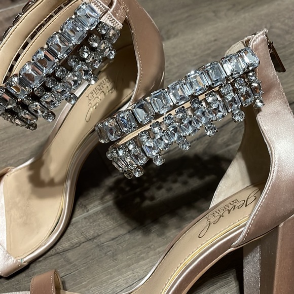 Jewel Block Heel - Picture 2 of 11